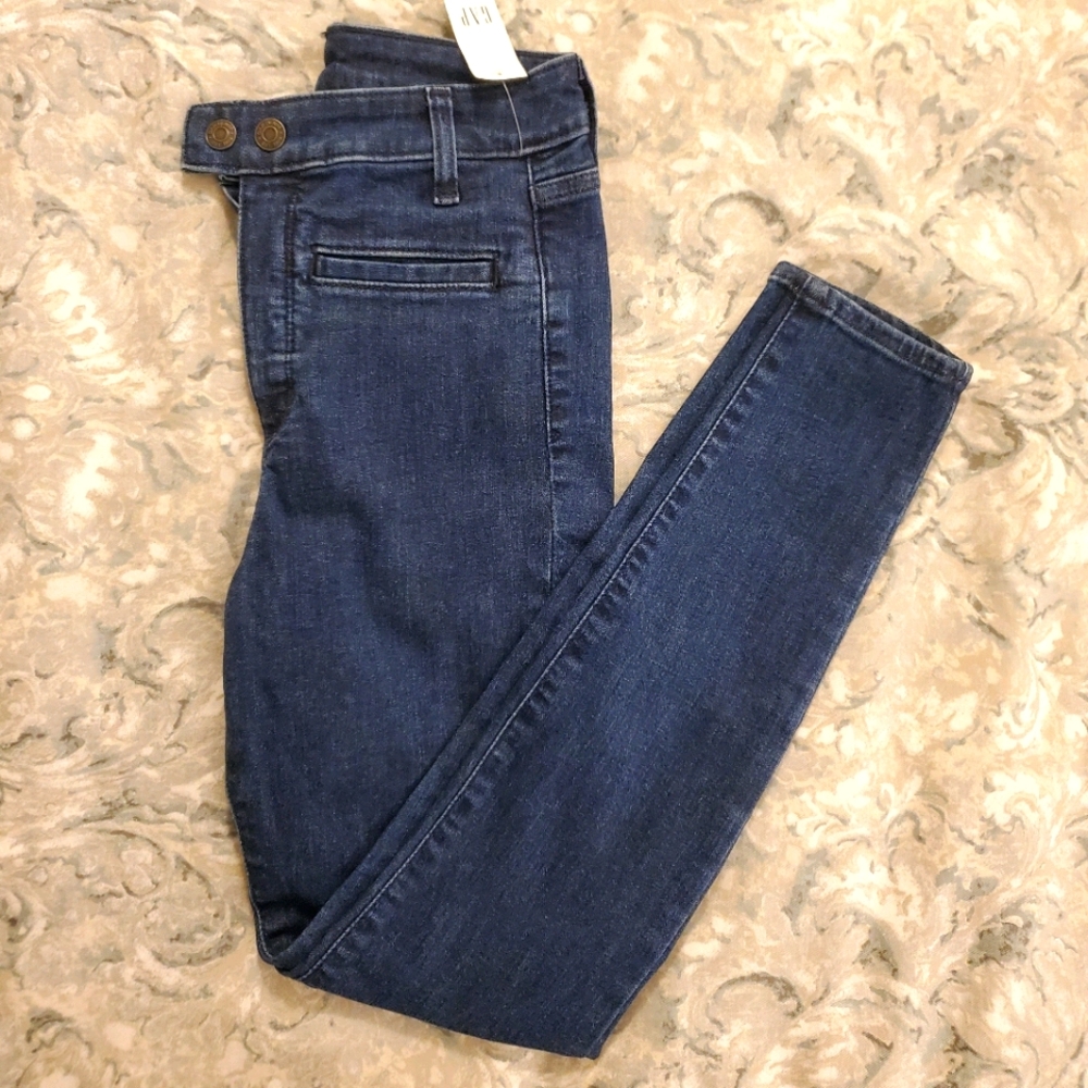 NWT Gap Universal Jegging High Rise Sz 26/2